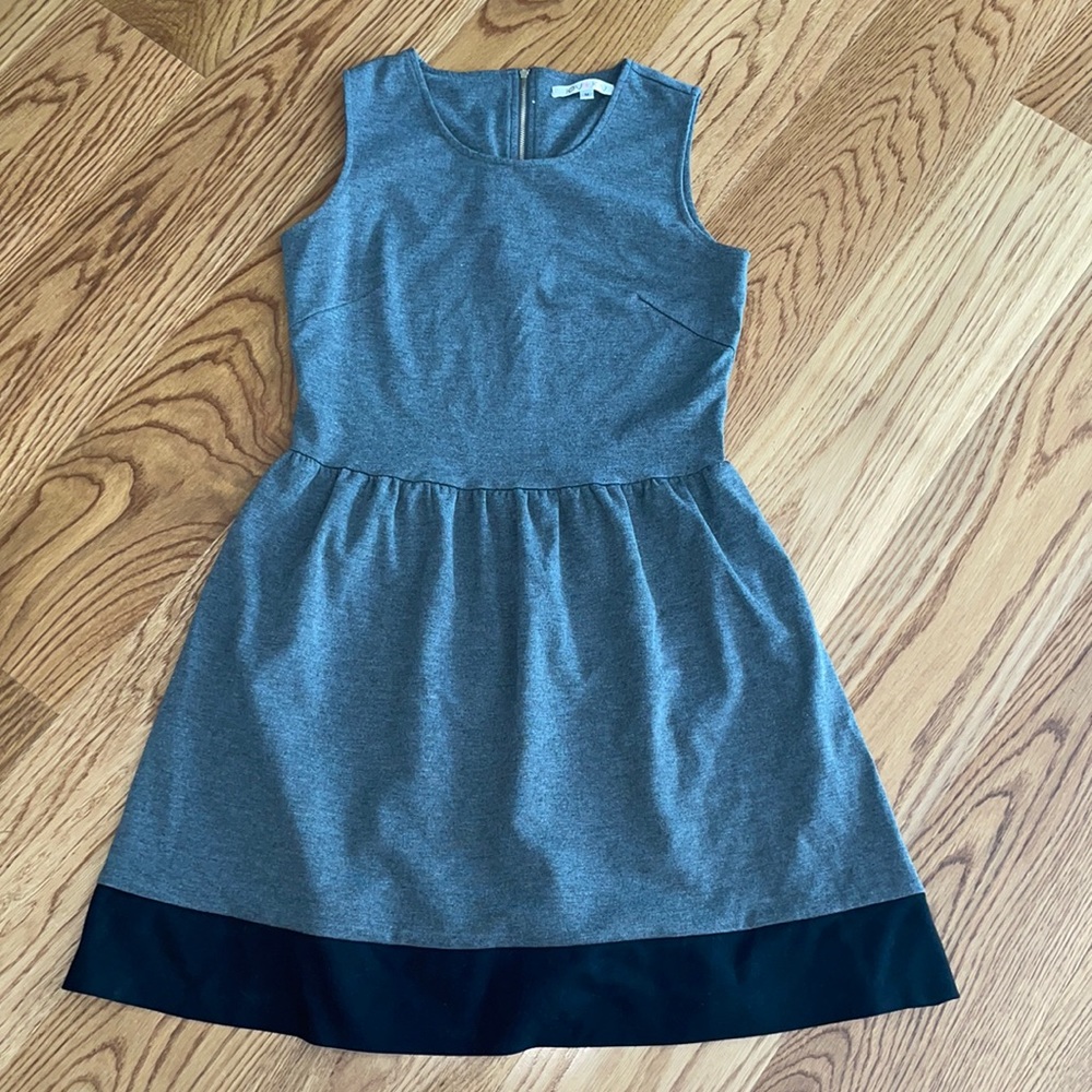 Joy joy medium gray & black sleeveless knit dress